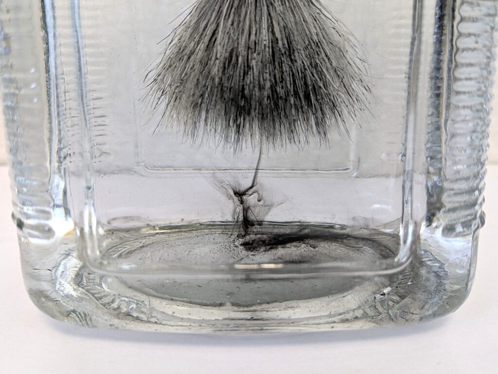 墨が溶け出てきている